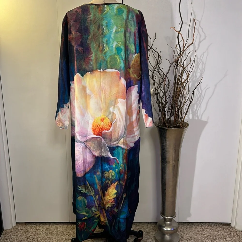 Floral colorful long sleeve maxi dress with button detail - Picture 4 of 6